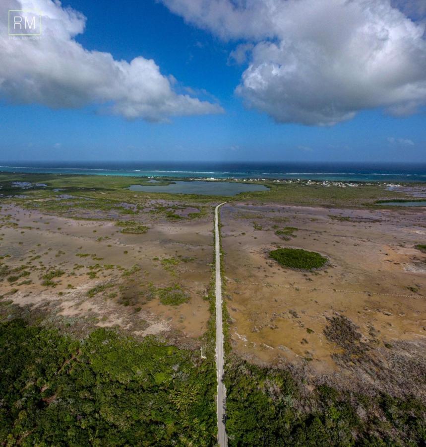 Caribbean Casa Blanca Apartment ซาคาลัก ภายนอก รูปภาพ