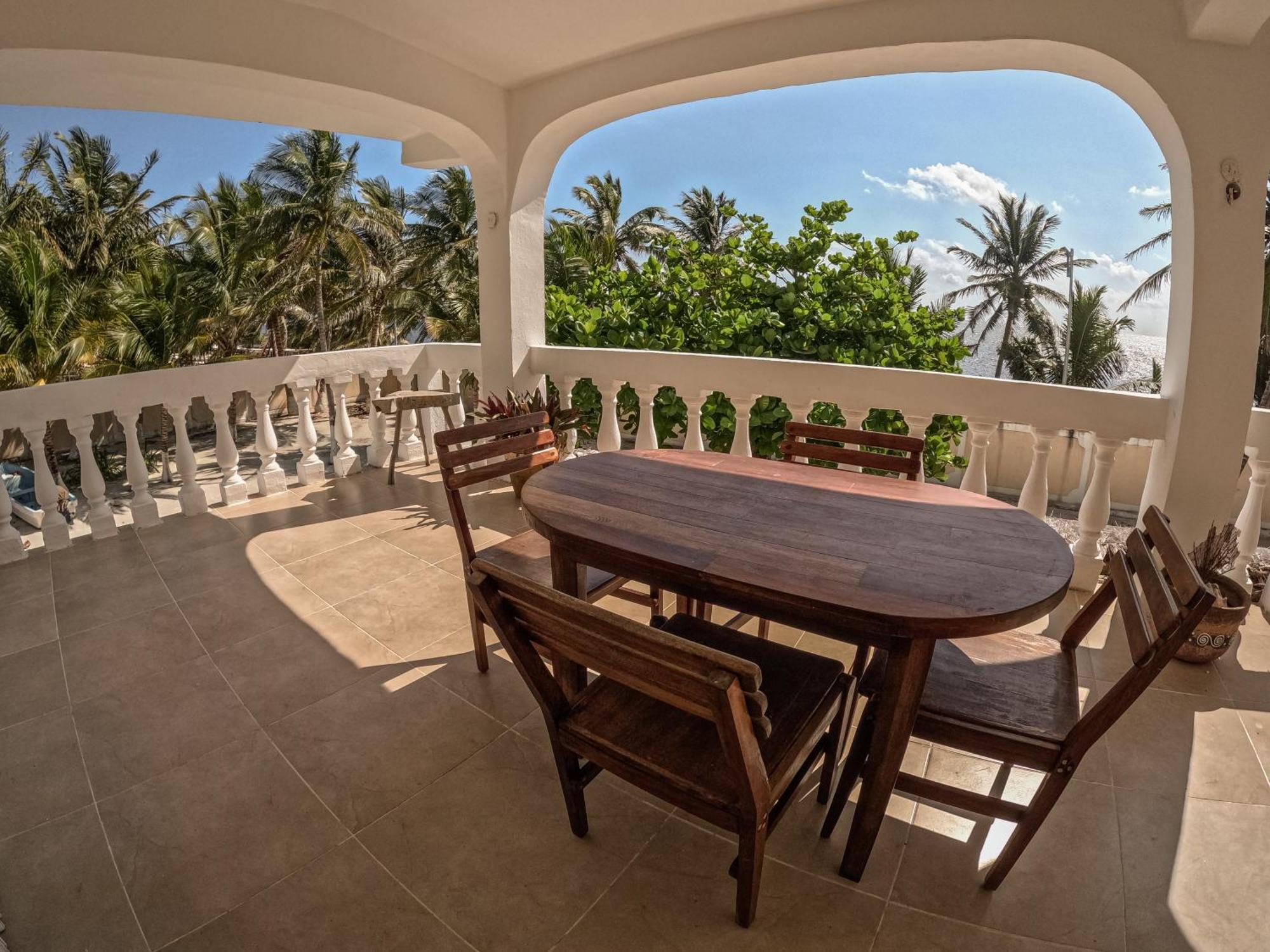 Caribbean Casa Blanca Apartment ซาคาลัก ภายนอก รูปภาพ